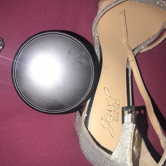 New Bath & Body Works Twisted Peppermint Candle - Picture 4 of 6